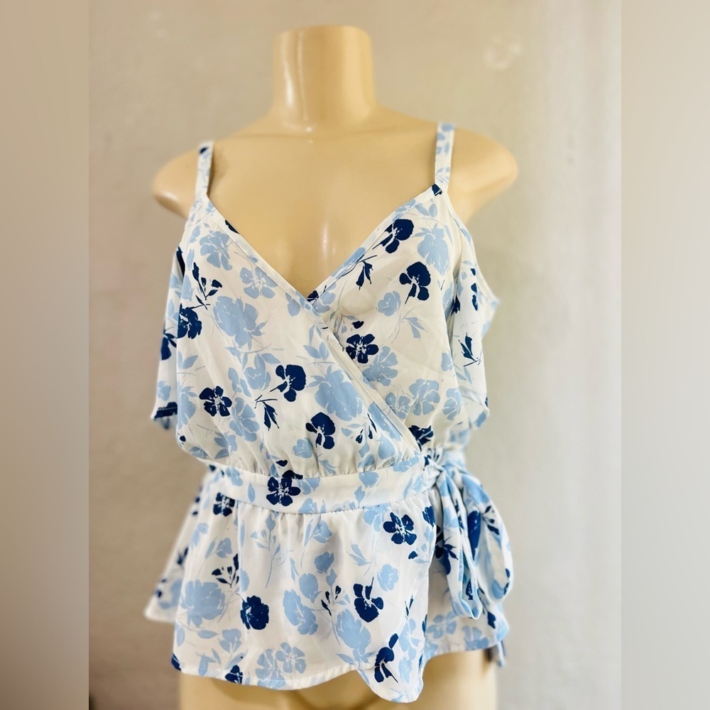 Sienna Sky floral bare shoulders peplum top with bow tie waist size S